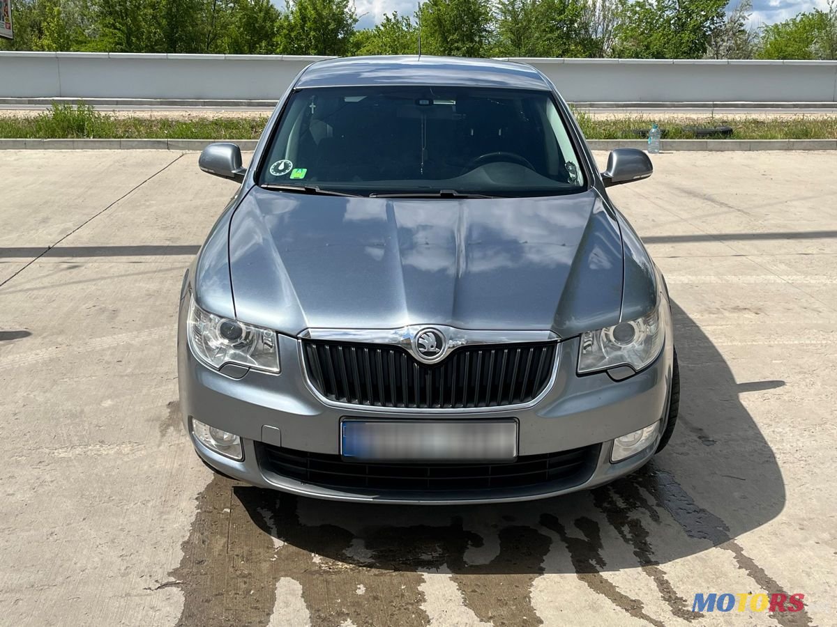 2009' Skoda Superb photo #3