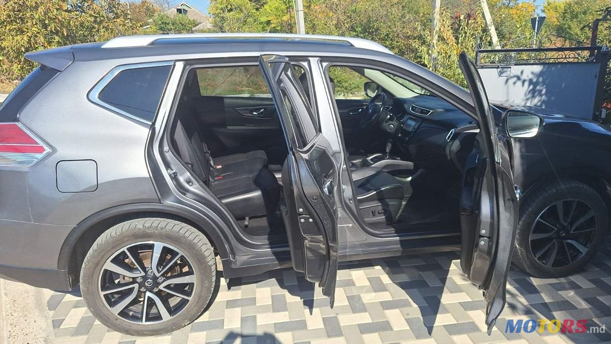 2015' Nissan X-Trail photo #2