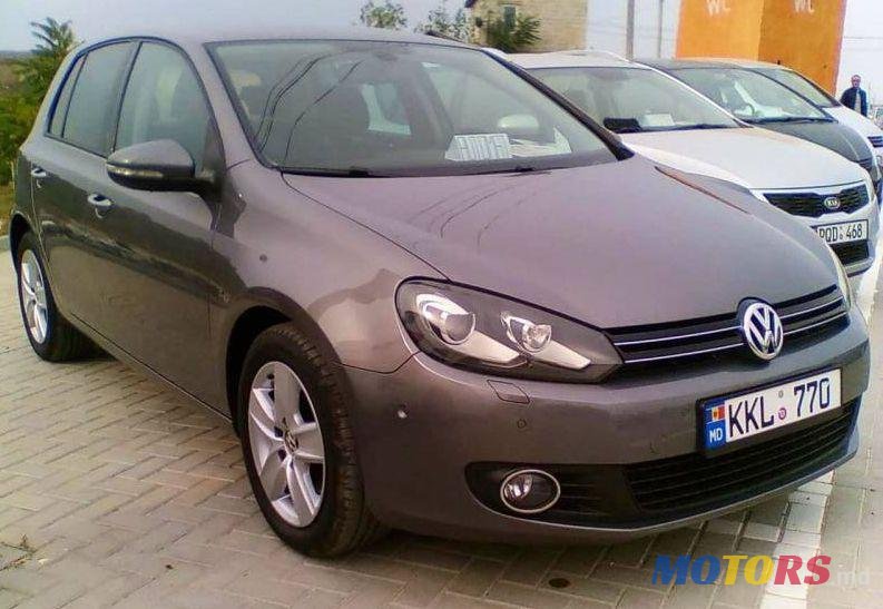 2010' Volkswagen Golf photo #1