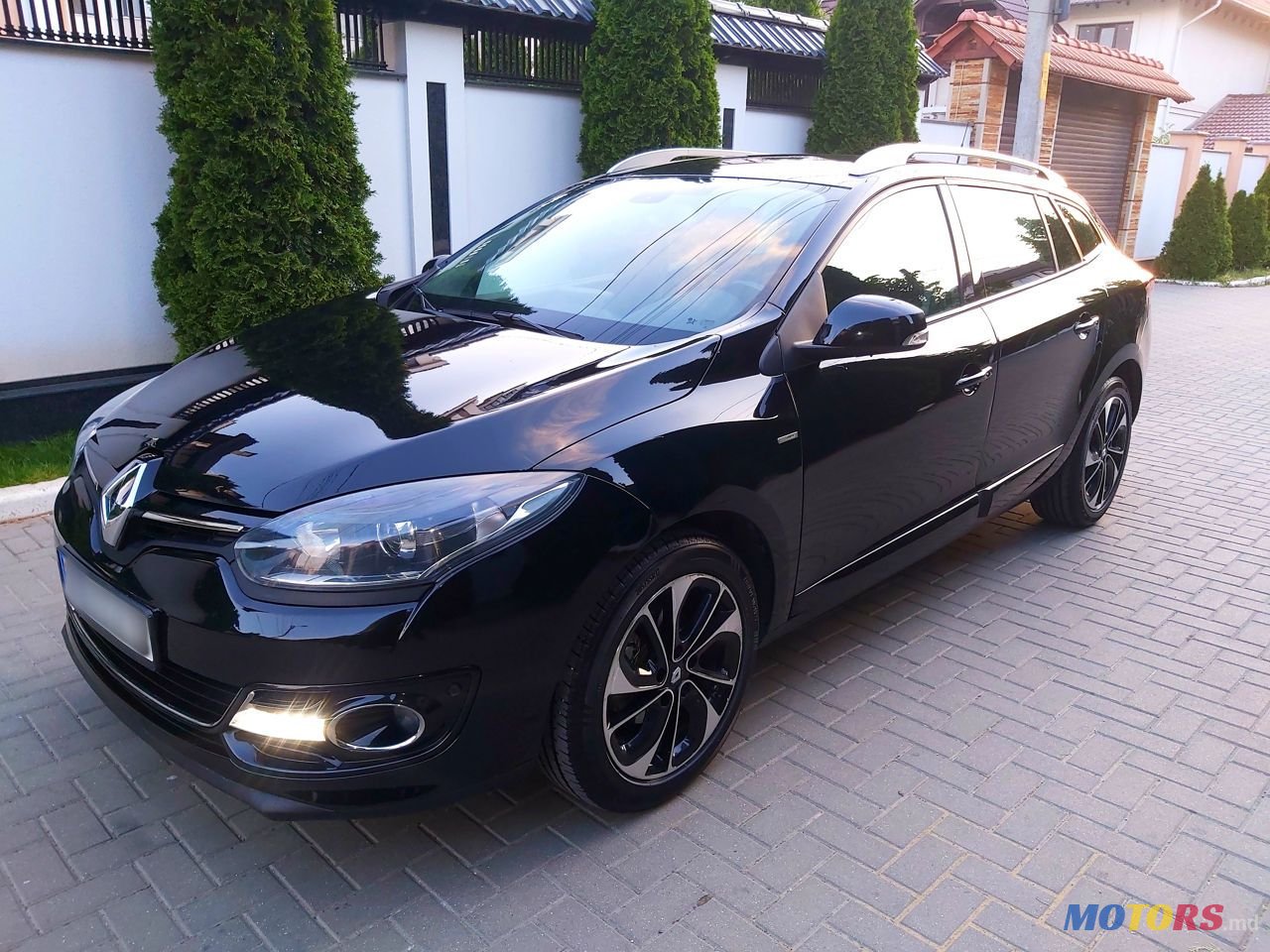 2015' Renault Megane photo #1