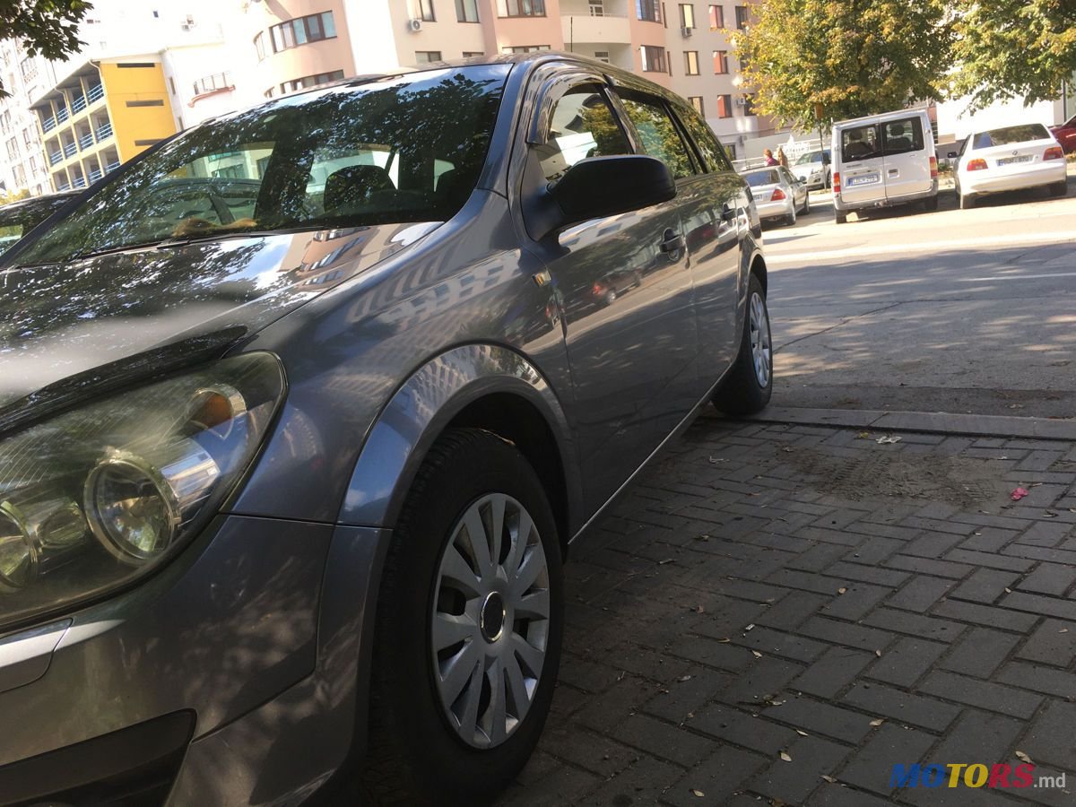 2006' Opel Astra photo #3