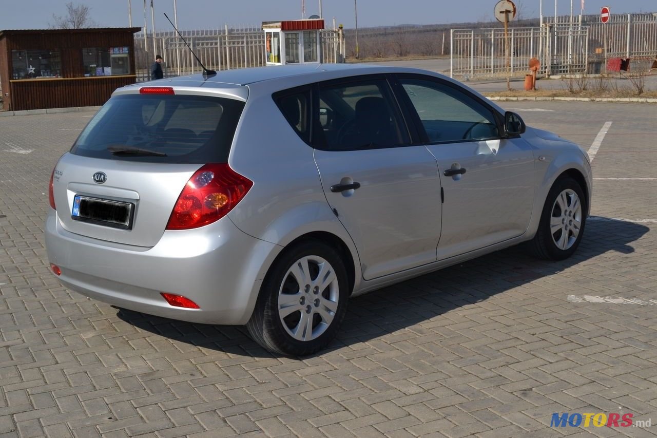 2007' Kia Ceed photo #5