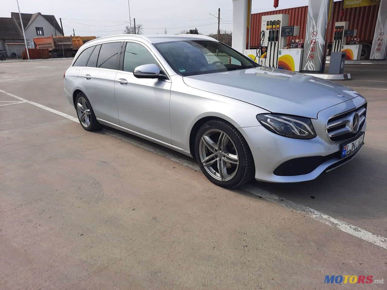 2016' Mercedes-Benz E Класс photo #2