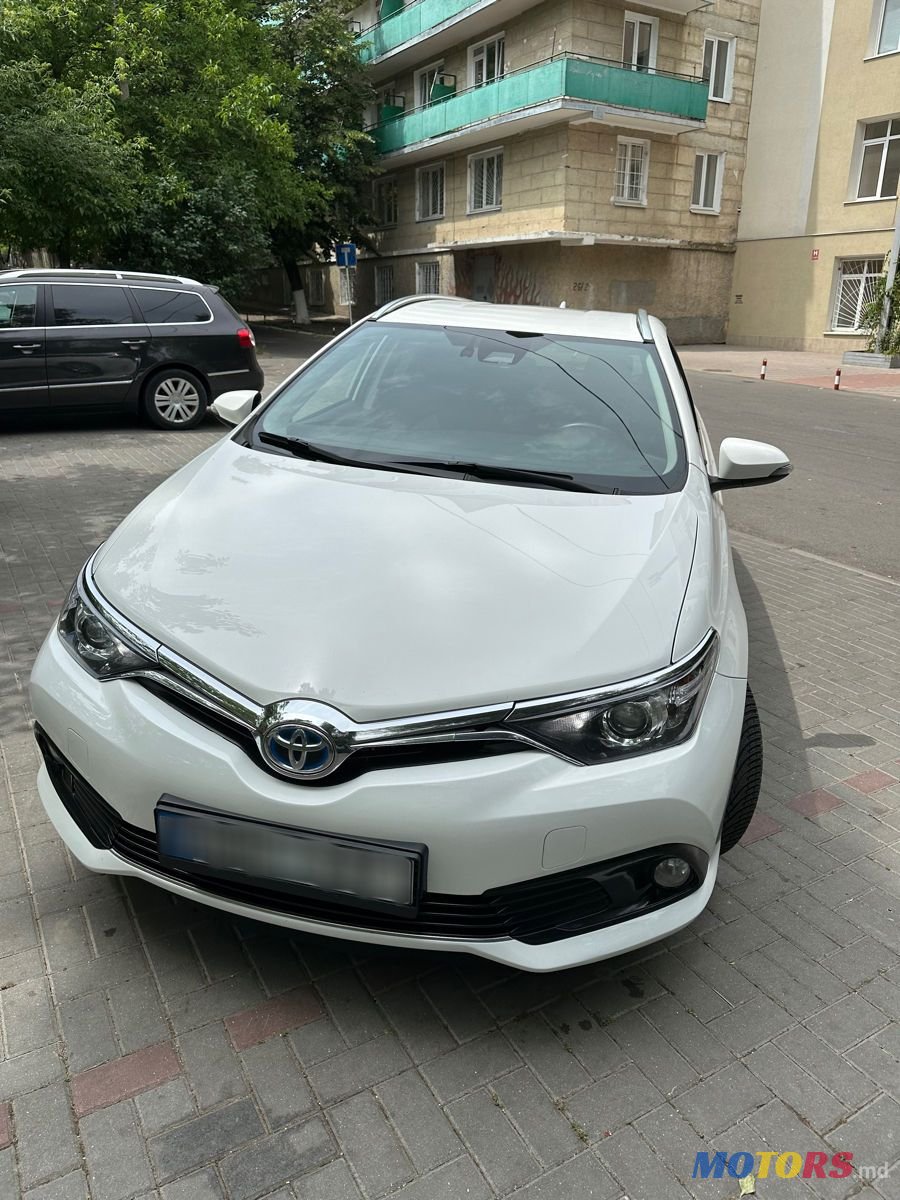 2017' Toyota Auris photo #1