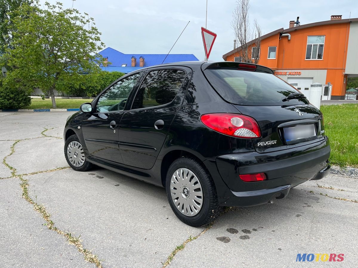 2010' Peugeot 206 photo #4