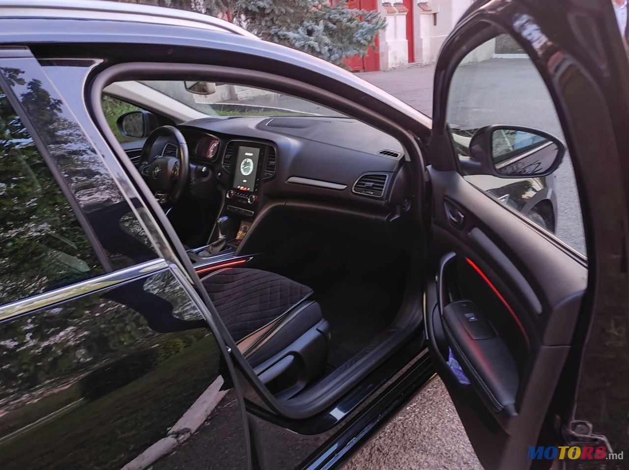 2018' Renault Megane photo #3