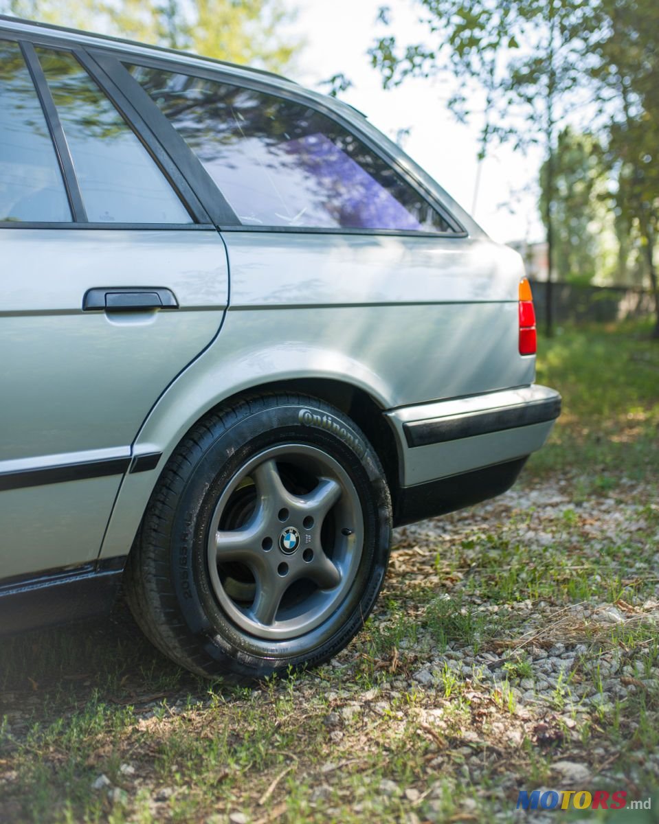 1995' BMW 5 Series Touring photo #5