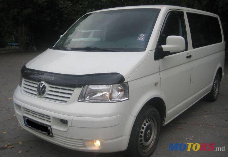 2004' Volkswagen Transporter photo #1