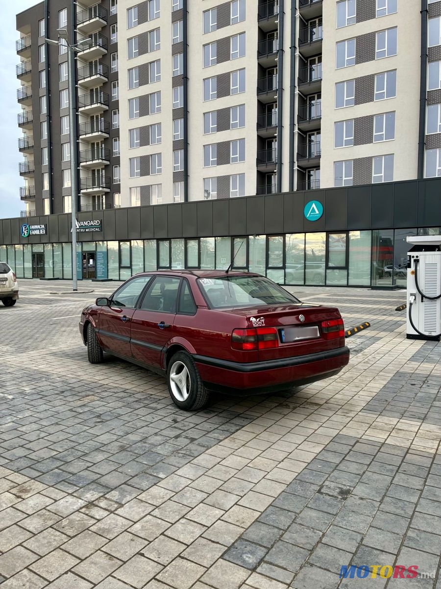 1995' Volkswagen Passat photo #4