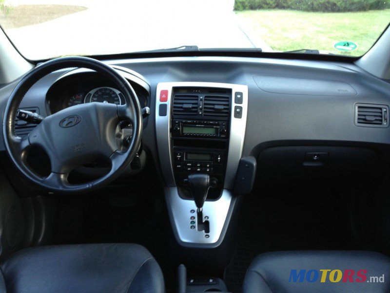 2007' Hyundai Tucson photo #2