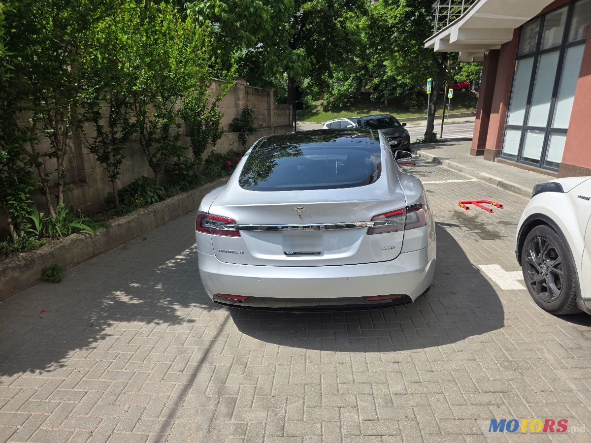 2016' Tesla Model S photo #2