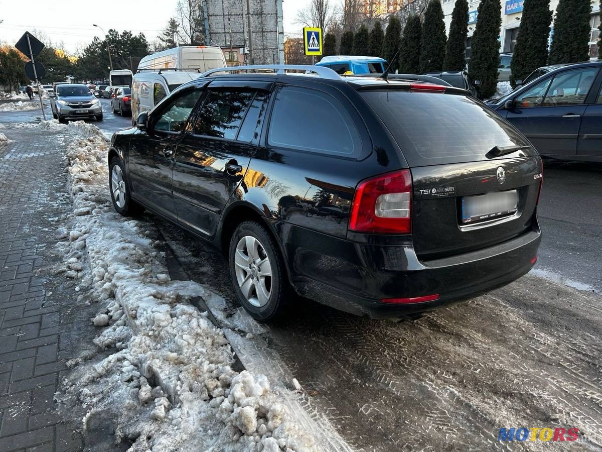 2009' Skoda Octavia photo #3