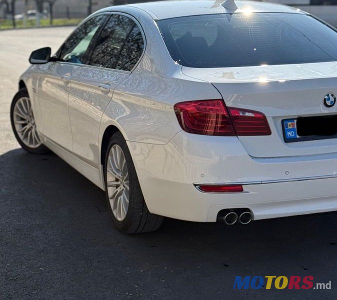 2014' BMW 5 Series photo #3