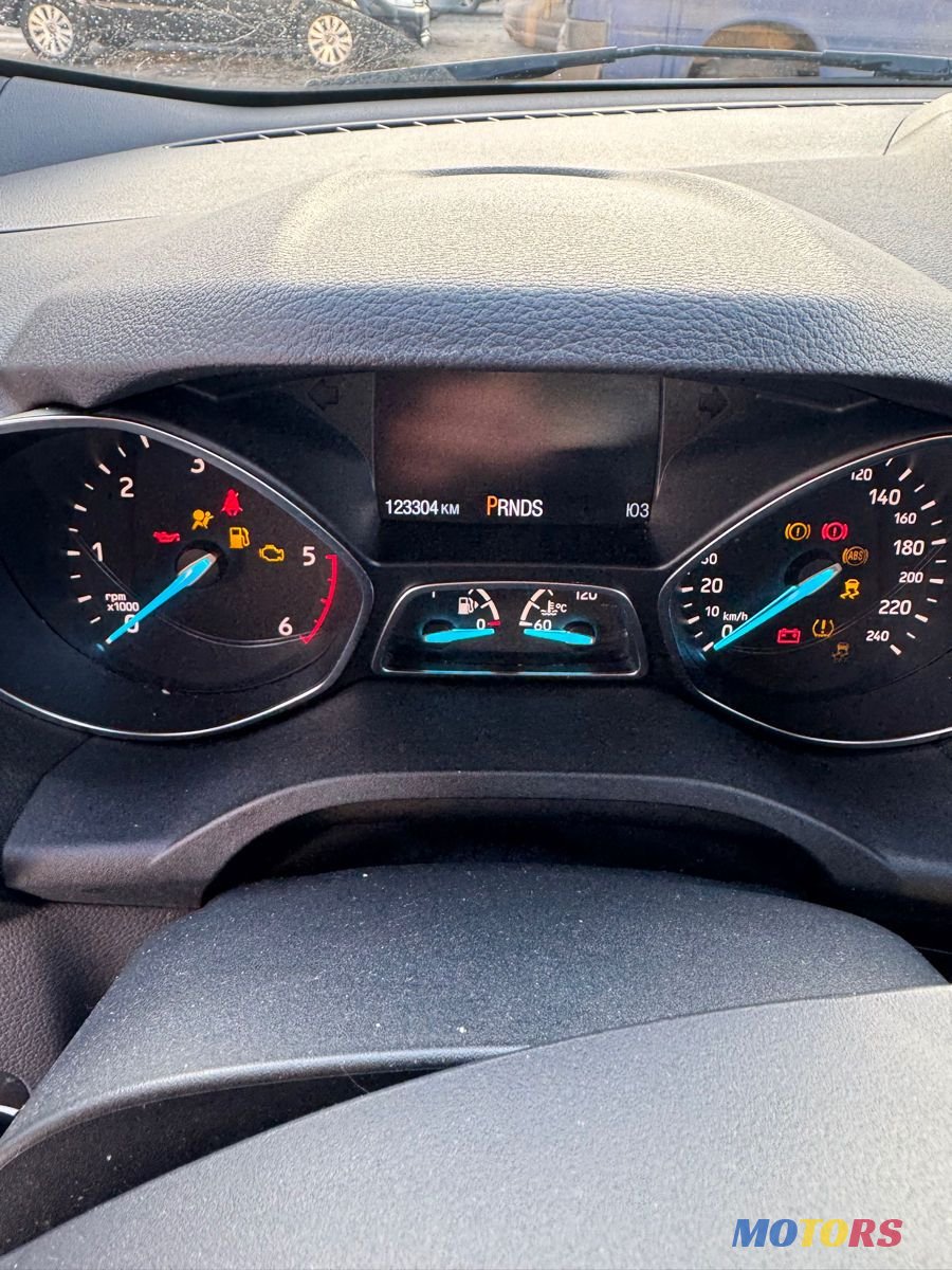 2018' Ford Kuga photo #2