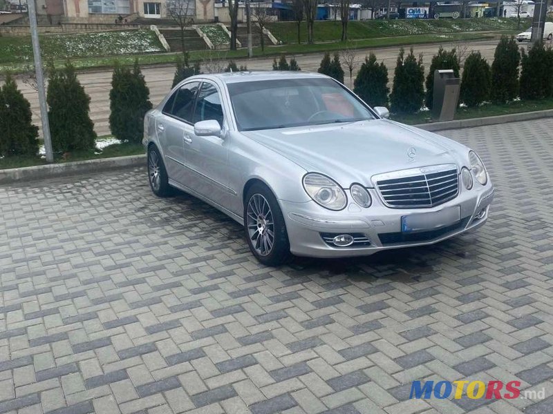 2007' Mercedes-Benz E-Class photo #6