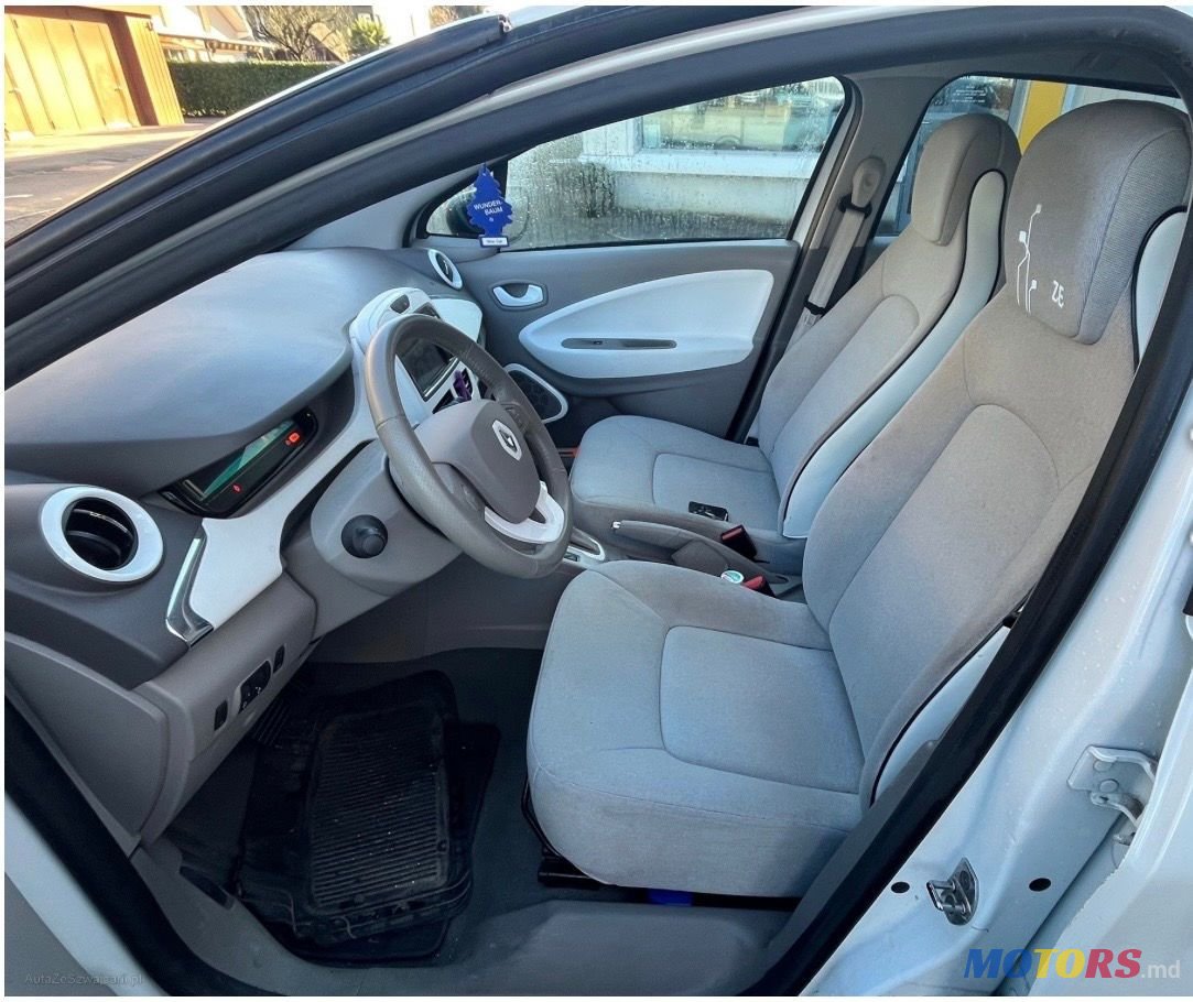 2015' Renault Zoe photo #4