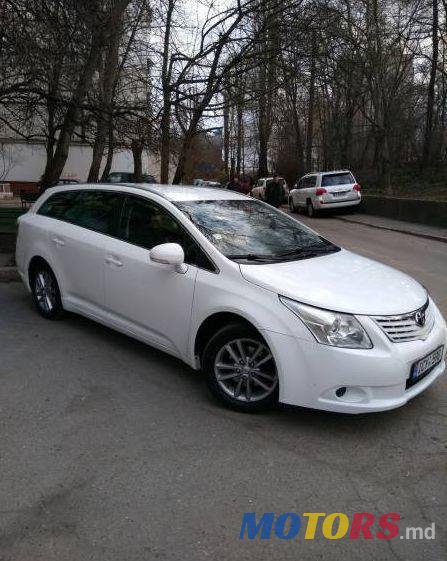 2011' Toyota Avensis photo #2