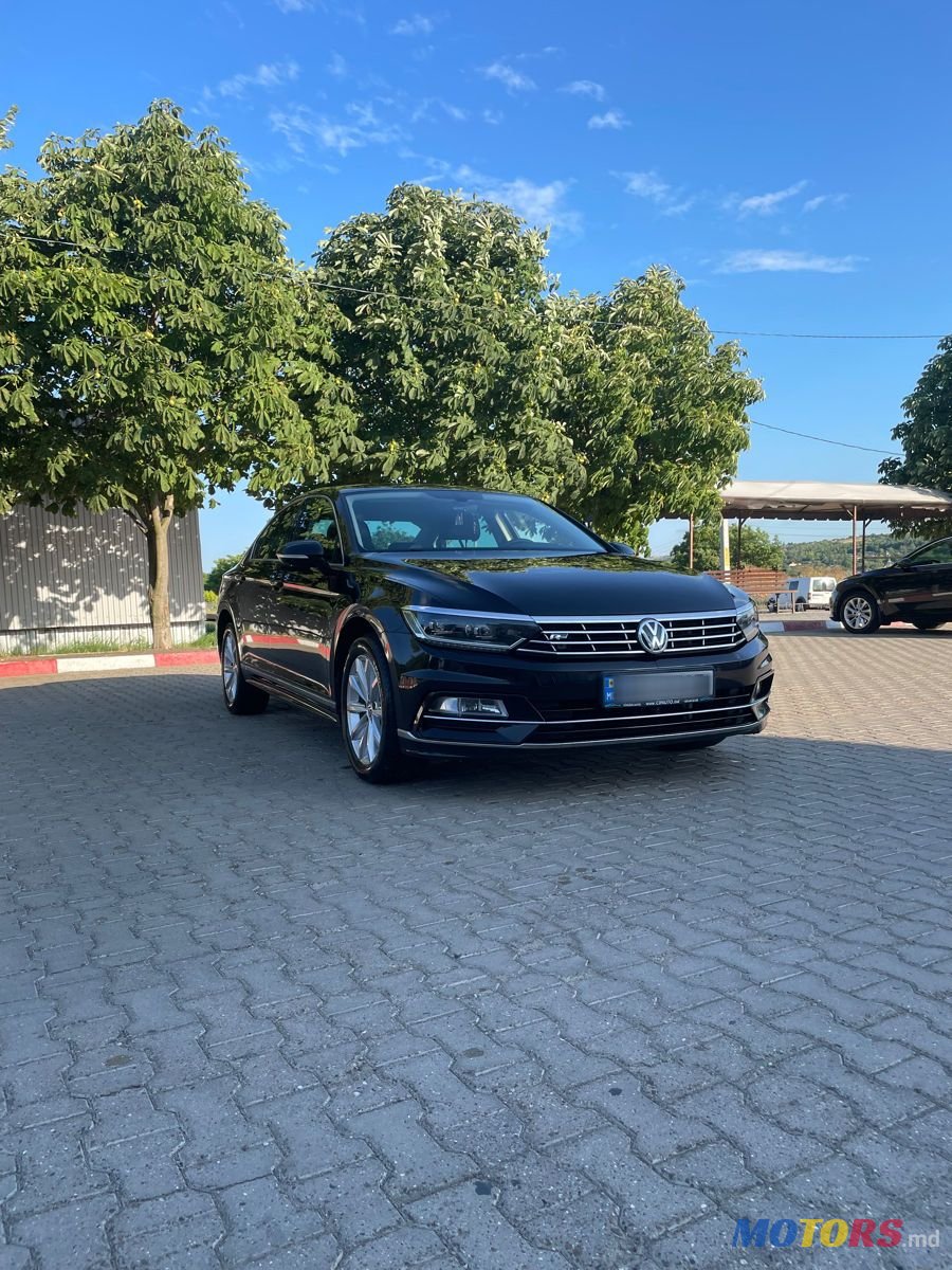 2018' Volkswagen Passat photo #3