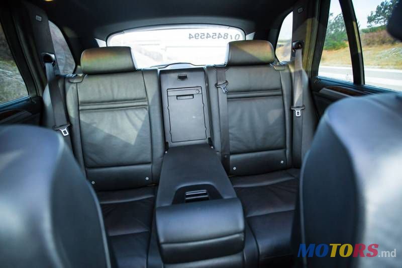 2011' BMW X5 photo #6
