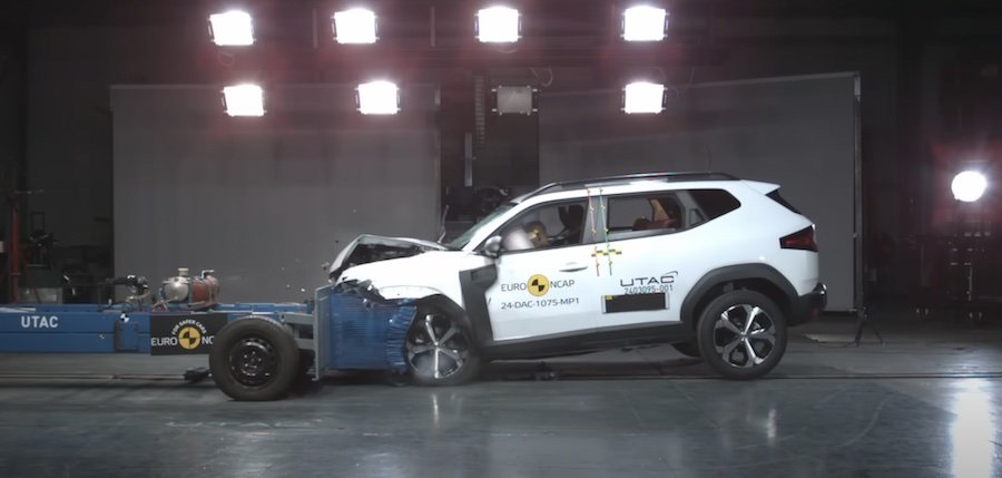 Noua generaţie Dacia Duster a luat doar 3 stele la testele de siguranţă Euro NCAP