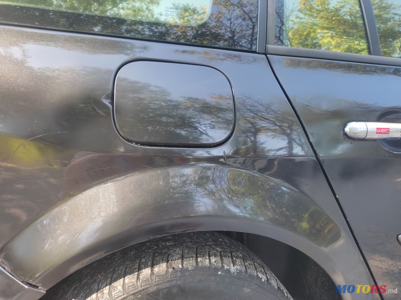 2004' Renault Megane photo #6