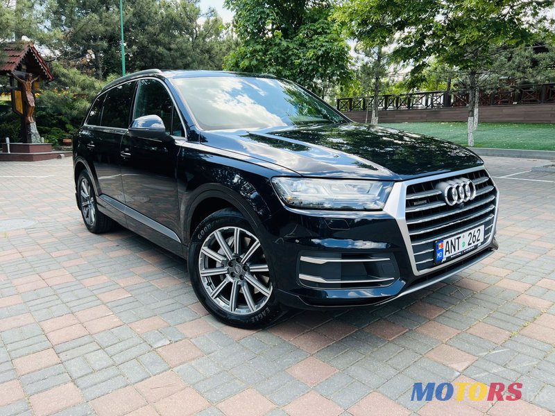 2016' Audi Q7 photo #3