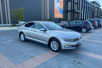 2016' Volkswagen Passat