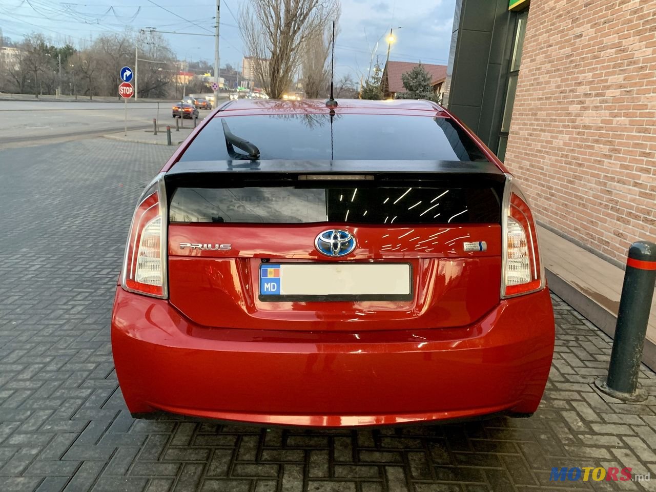 2012' Toyota Prius photo #6