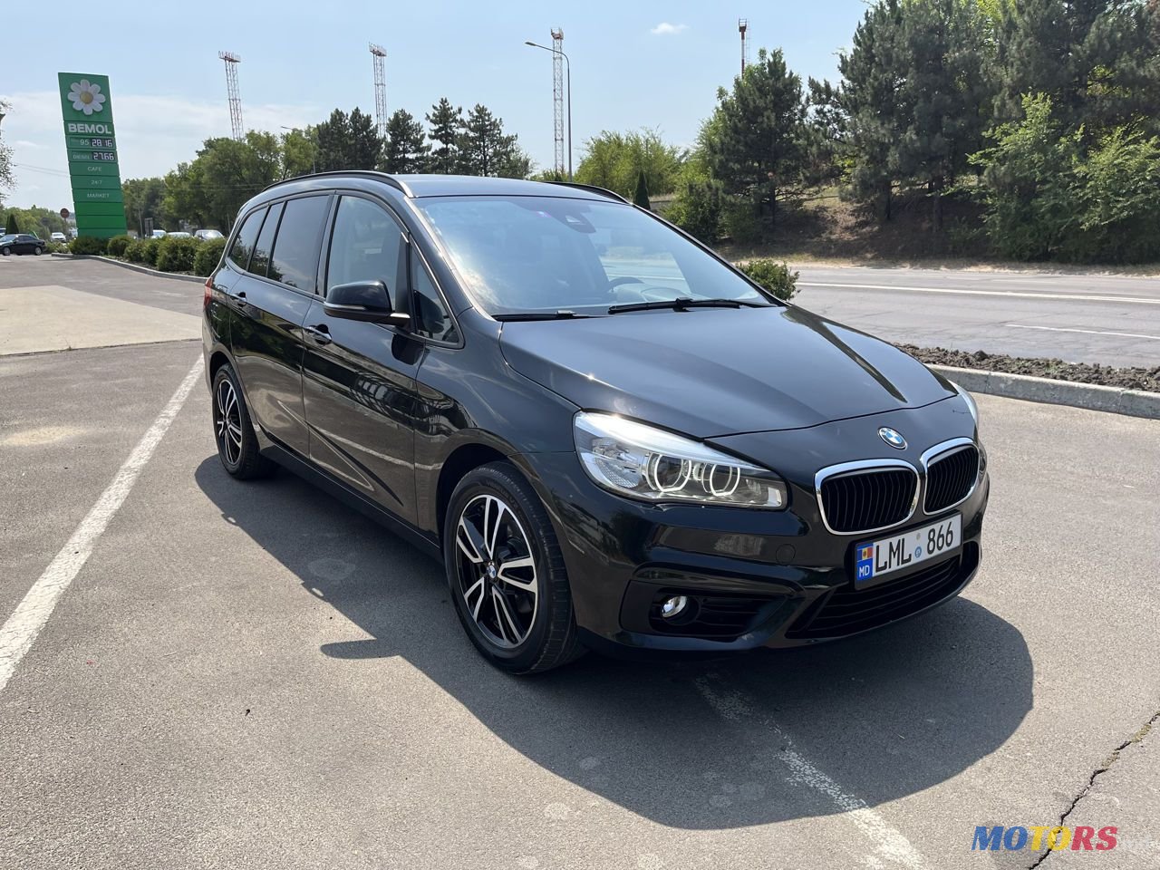 2016' BMW 2 Series photo #3