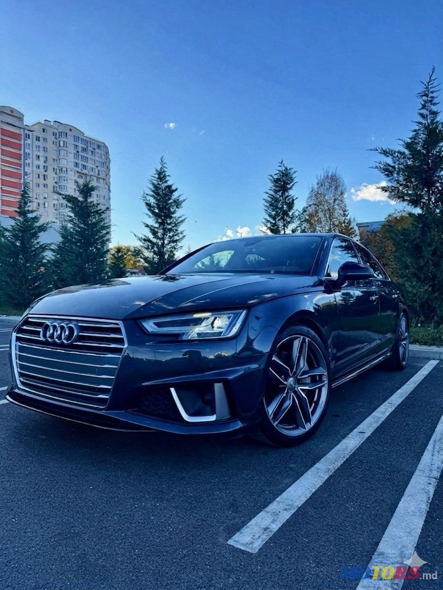 2018' Audi A4 photo #2