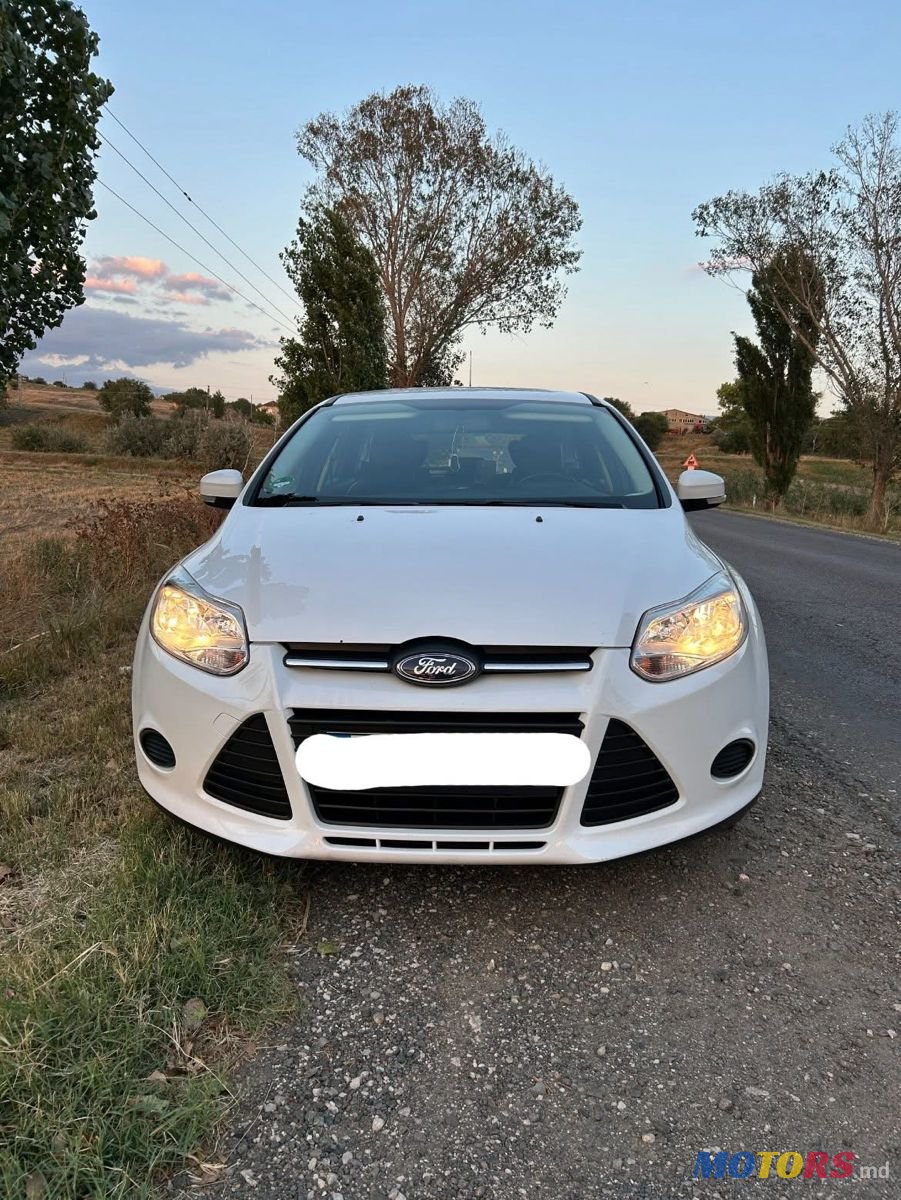 2014' Ford Focus photo #3