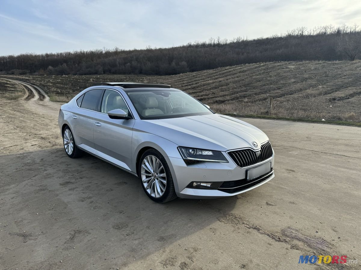 2018' Skoda Superb photo #2