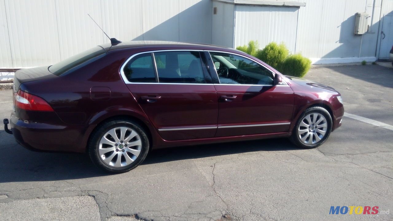 2009' Skoda Superb photo #4