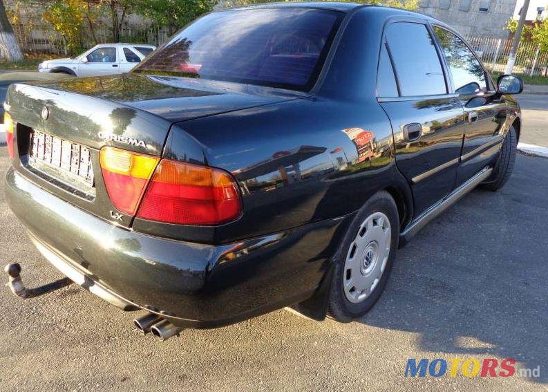 1998' Mitsubishi Carisma photo #1