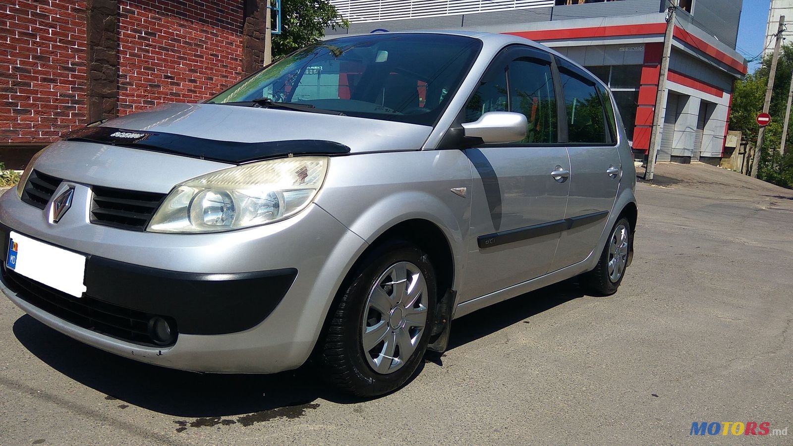 2005' Renault Scenic photo #1
