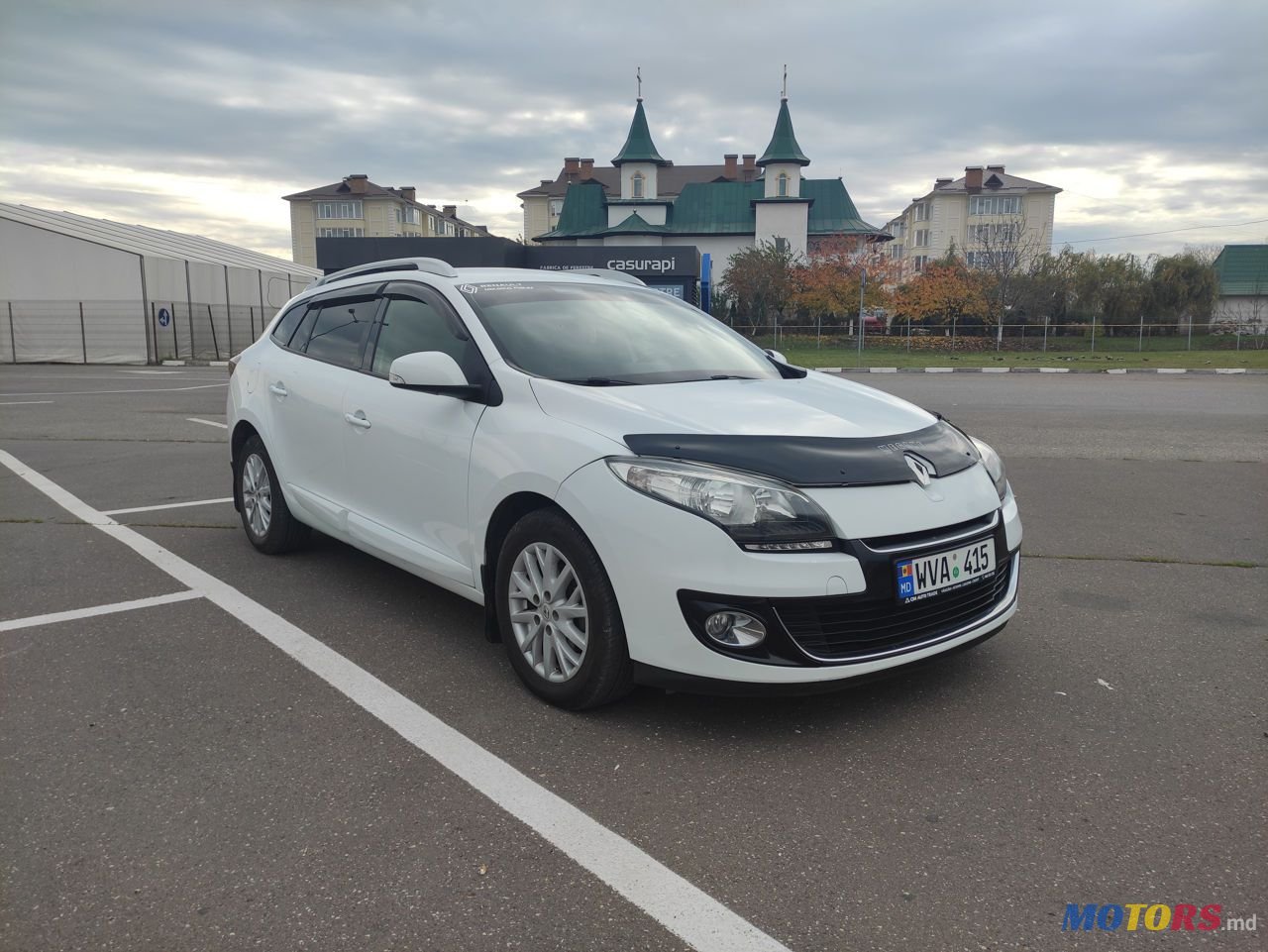 2013' Renault Megane photo #4