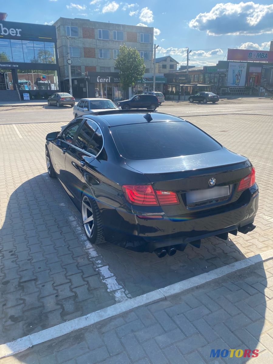 2014' BMW 5 Series photo #5