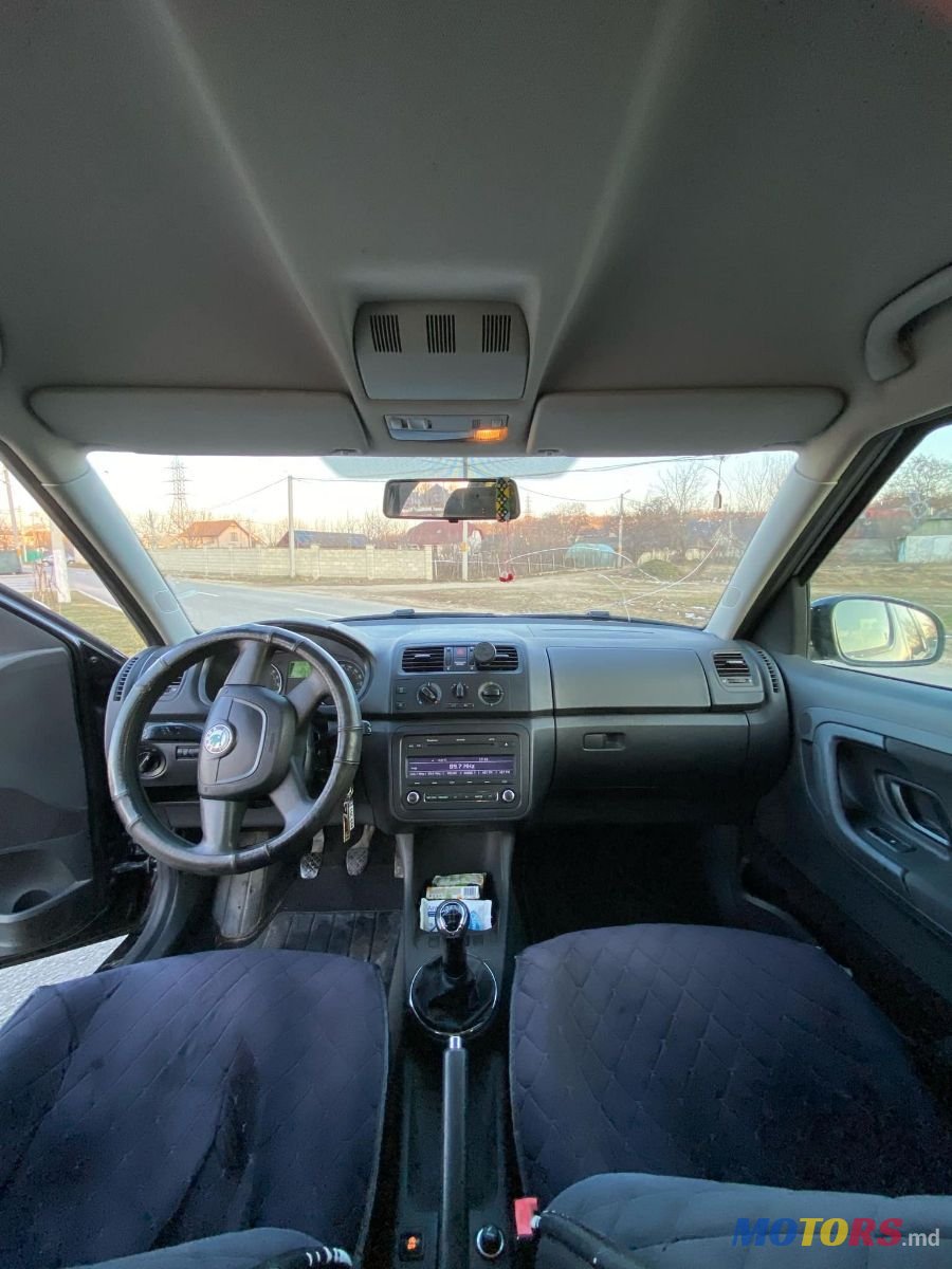 2014' Skoda Roomster photo #5