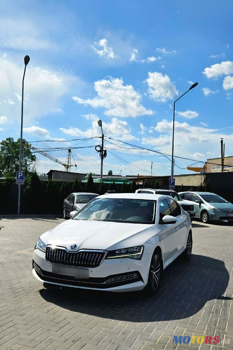 2020' Skoda Superb photo #3