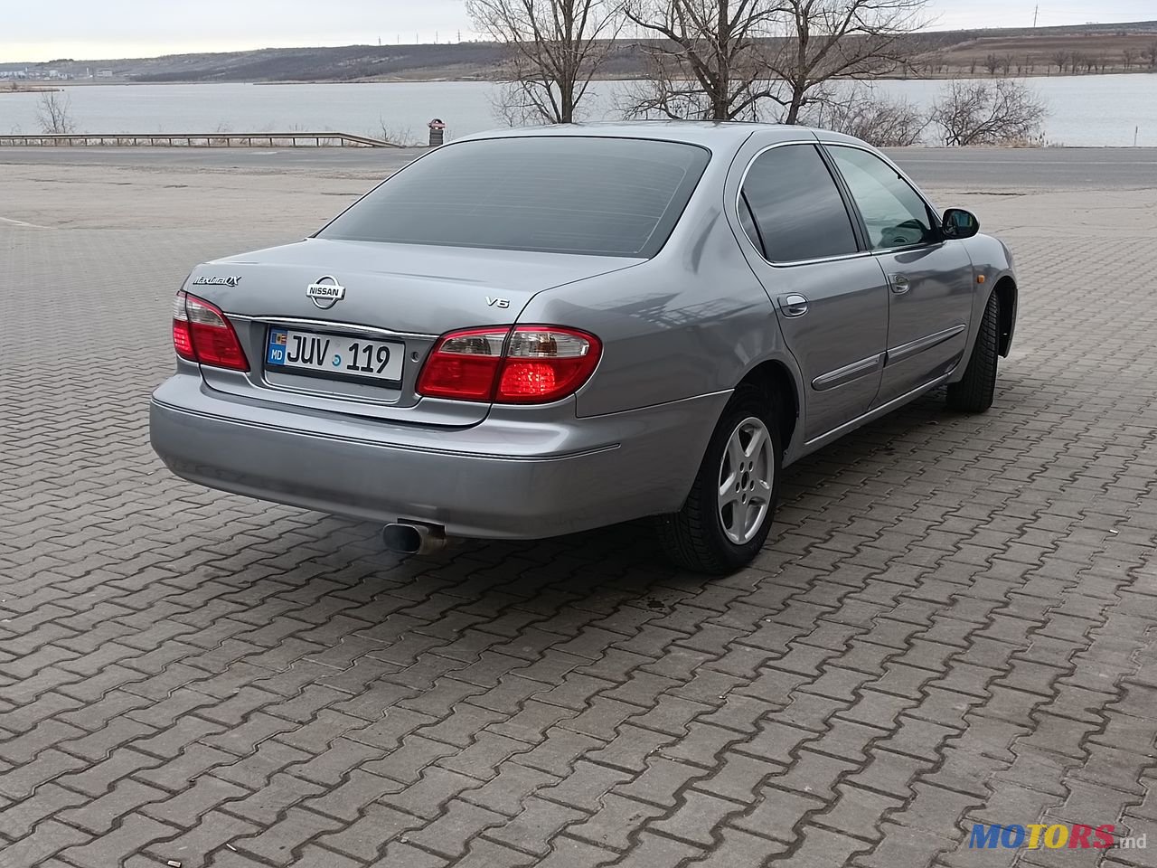 2001' Nissan Maxima photo #4