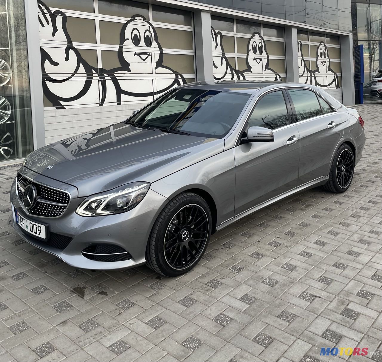 2013' Mercedes-Benz E Класс photo #1