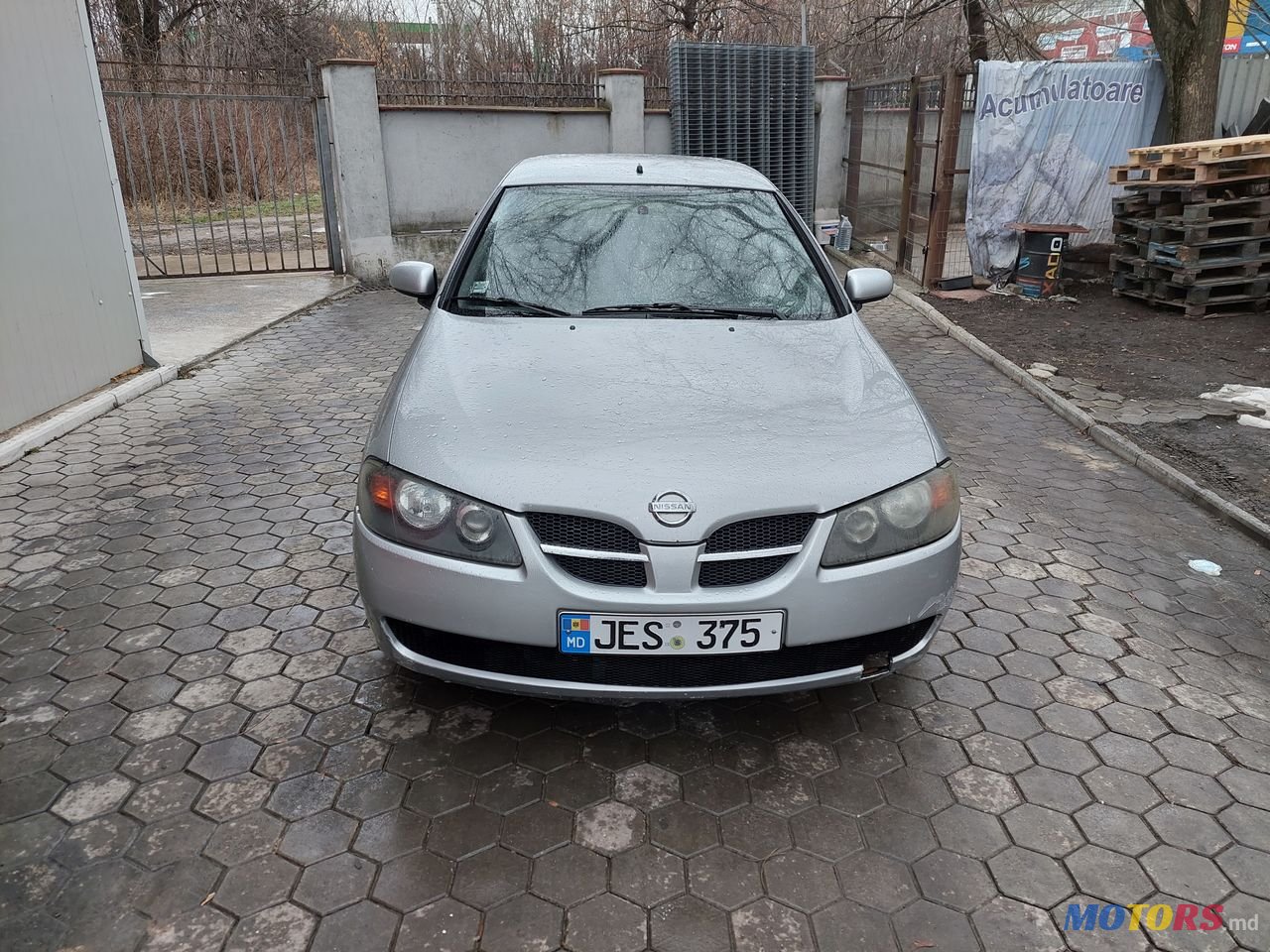 2003' Nissan Almera photo #2