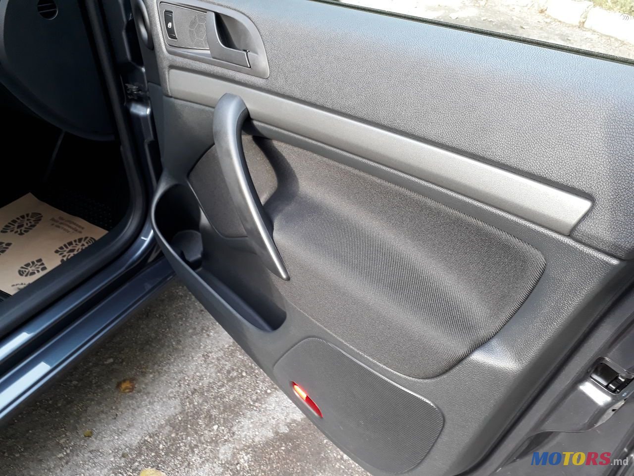 2011' Skoda Octavia photo #5