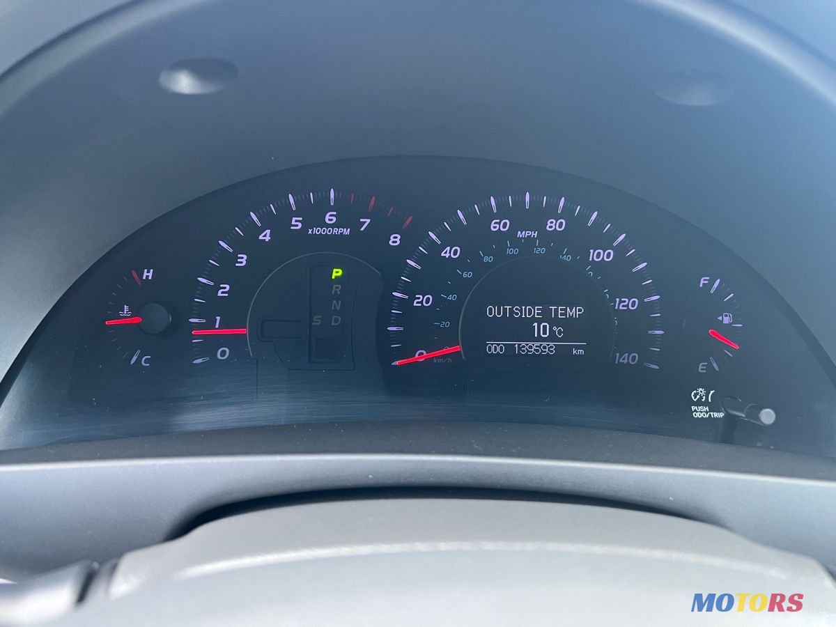 2011' Toyota Camry photo #5