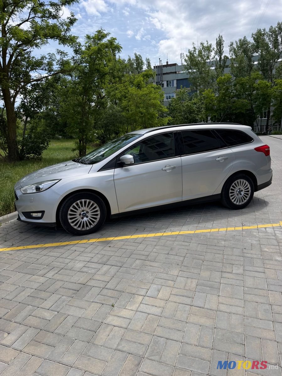 2015' Ford Focus photo #2