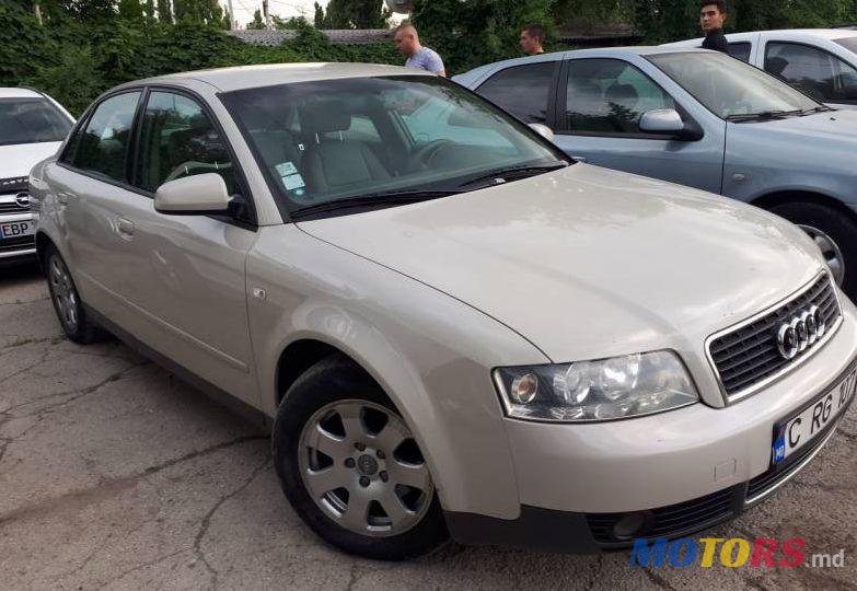 2004' Audi A4 photo #2