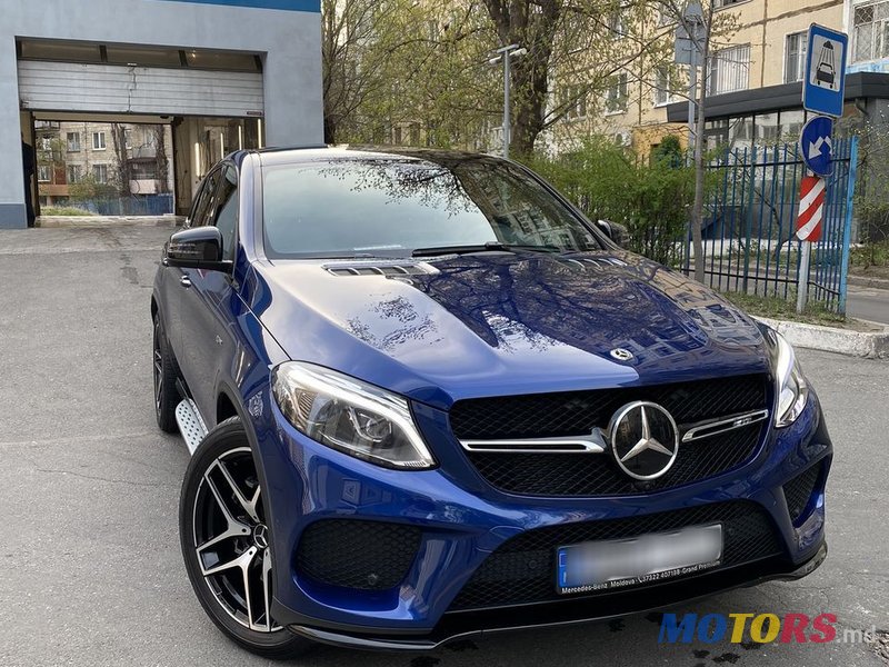 2019' Mercedes-Benz Gle Coupe photo #1