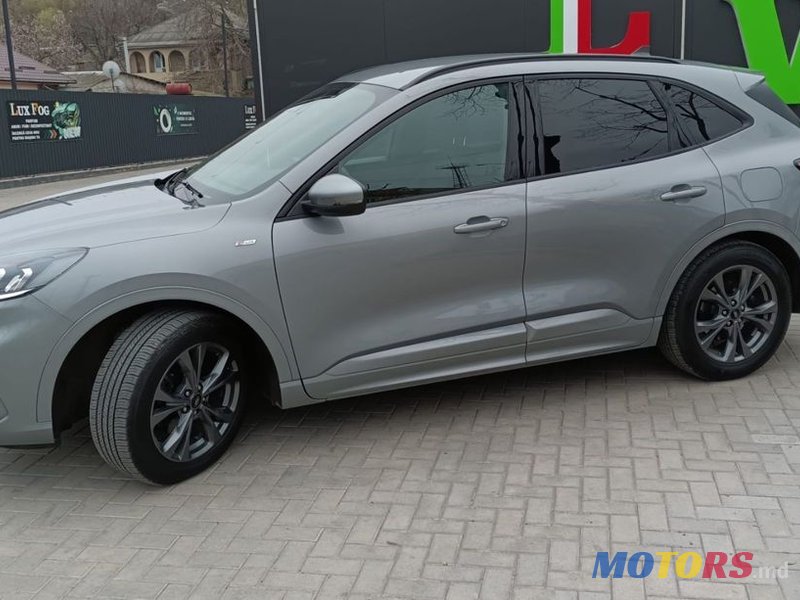 2020' Ford Kuga photo #4