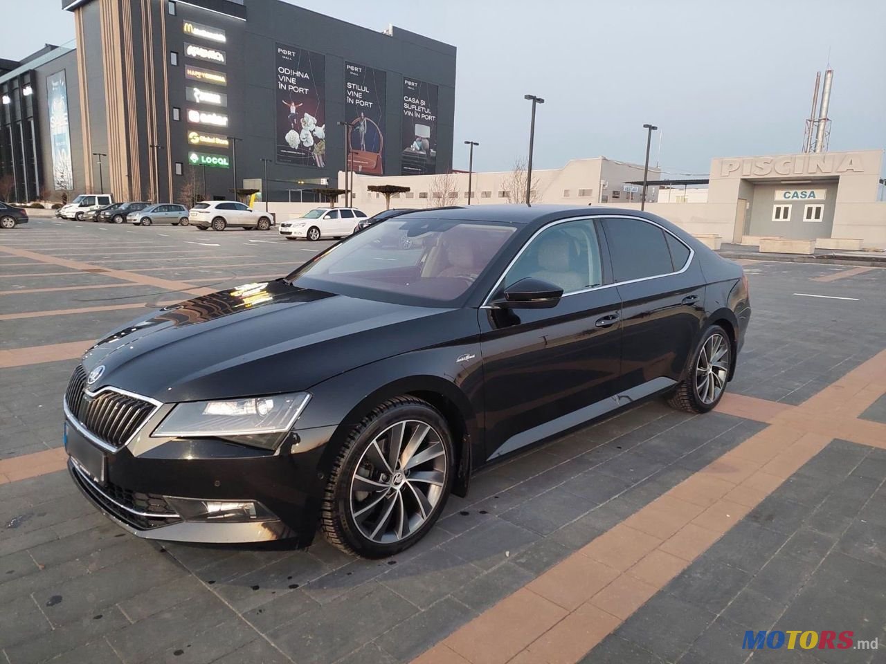 2016' Skoda Superb photo #1