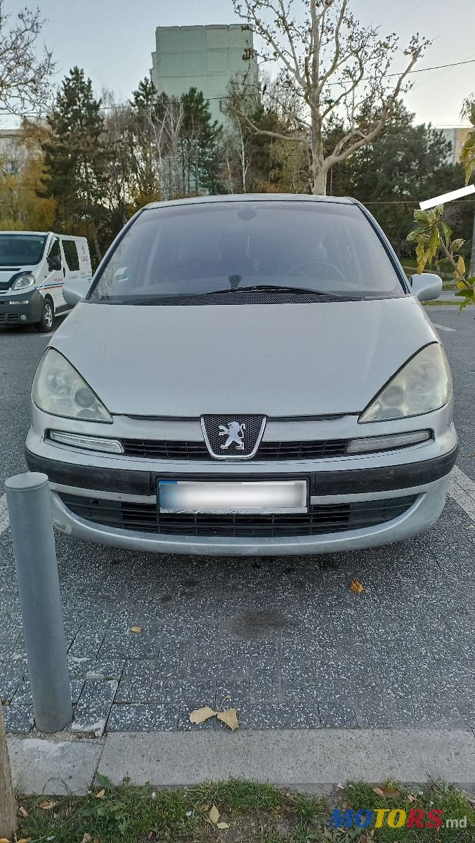 2004' Peugeot 807 photo #1